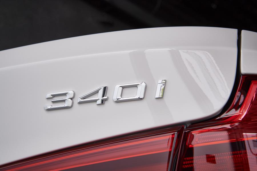 Логотип BMW 340i Gran Turismo Sport Line (F34) 2016 года  (WW) (фото 34 из 40)